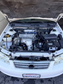 2000 Toyota Camry