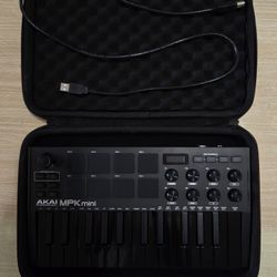 Akai Professional MPK Mini MK3 (Black) WITH Travel Case