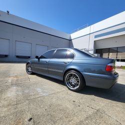 2001 BMW 540i