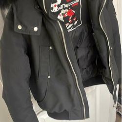 Moose Knuckle Size Small Men Black Fur 