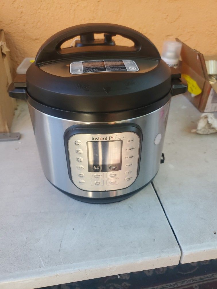 Instant Pot Duo Nova Multi Use Pressure 6 Qt COOKER NEW No Box $70 