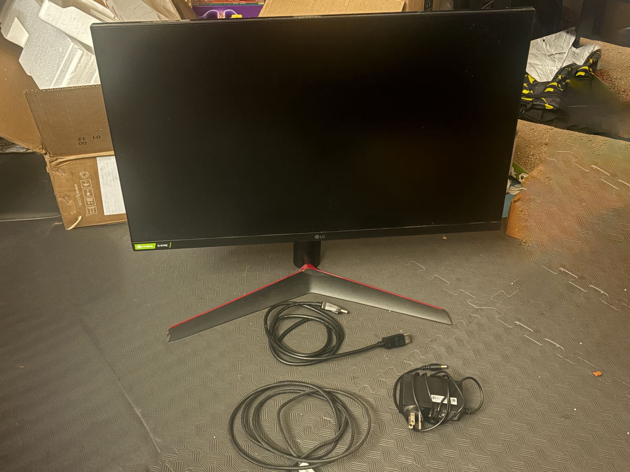 LG UltraGear QHD 27-Inch Gaming Monitor 27GL83A-B