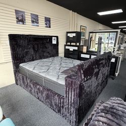 TV Lift King Size Bedframe. 🚚WE DELIVER🚚