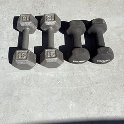 Lot of Dumbells 2-15lbs 2-10lbs