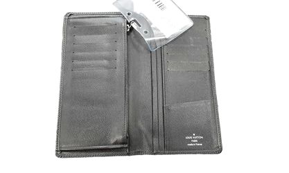 Louis Vuitton Taiga Leather Bilfold Black Wallet