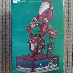 Musical bicycle Santa