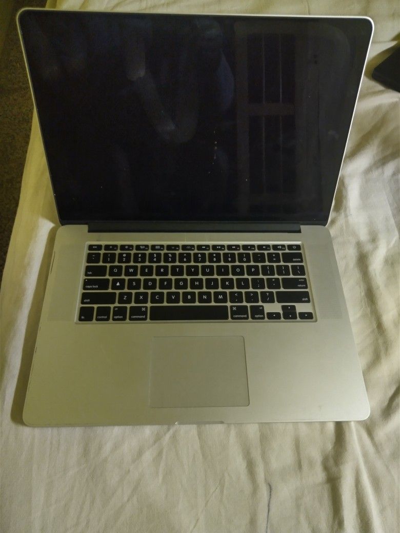 MacBook pro A1398 2013 For Parts Or Repair