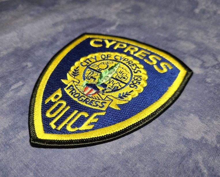 California Cypress Police Patch • 1956 Progress Yellow Seal  • Lot Of 1