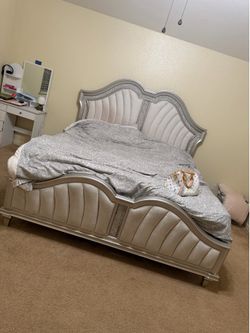 California King Glam Bed Set (moving)