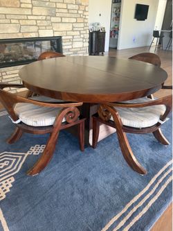 Round 62” Pedestal Dining Table and 6 Chairs