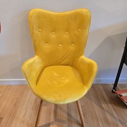 Retro Yellow Velvet Chair