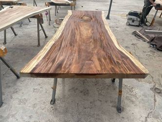 Live edge slabs, lumber 