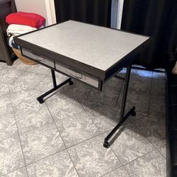 Puzzle table With Wheels