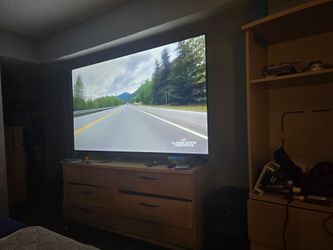 85-in Roku TV for parts only