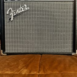 Fender Champion 20 Guitar Amp - Mint