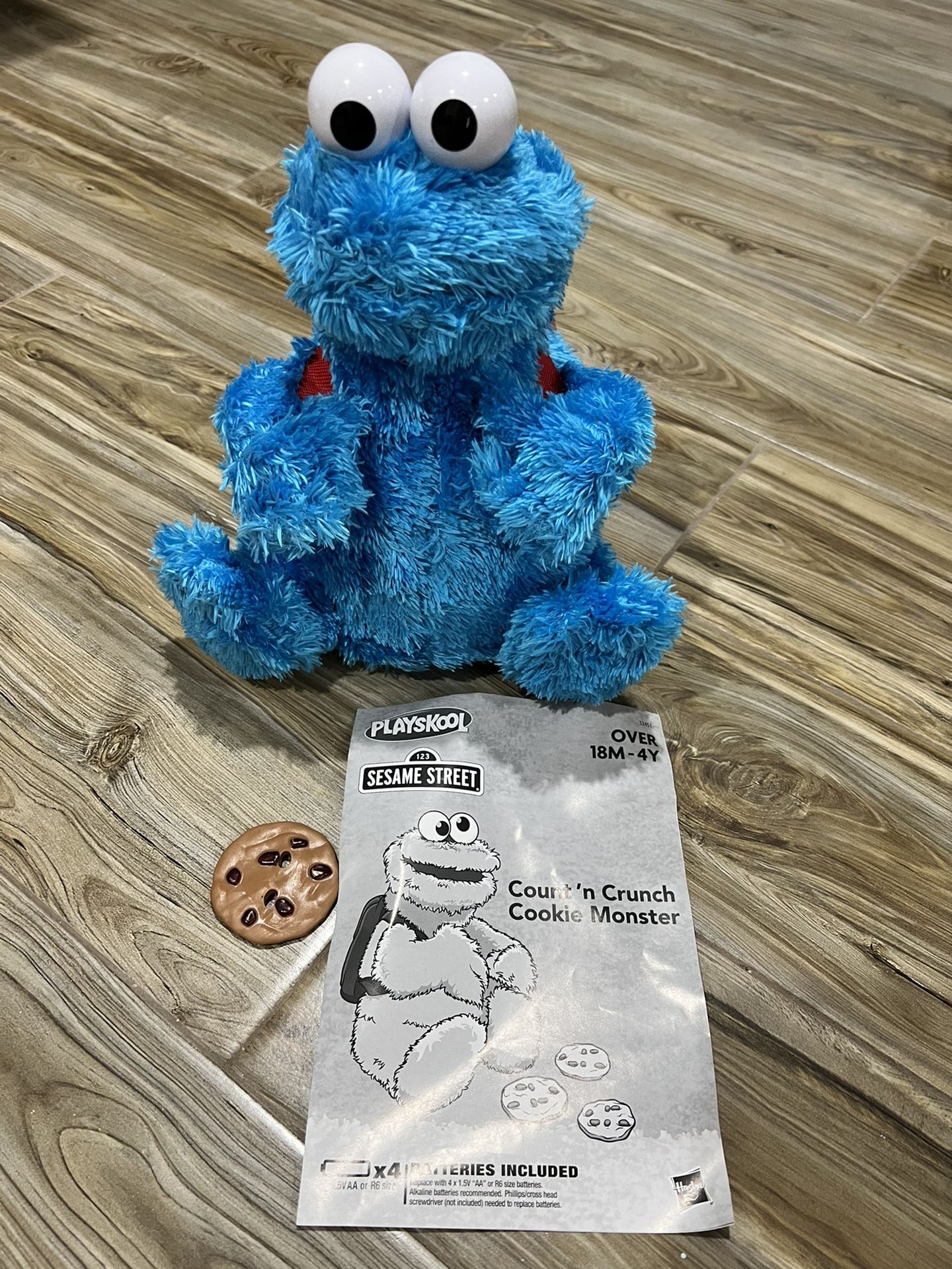 Sesame Street Count And Crunch Cookie Monster Plush