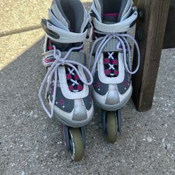 Little girl’s rollerblades 