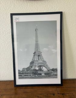 Title Framed Eiffel Tower Black and White Print