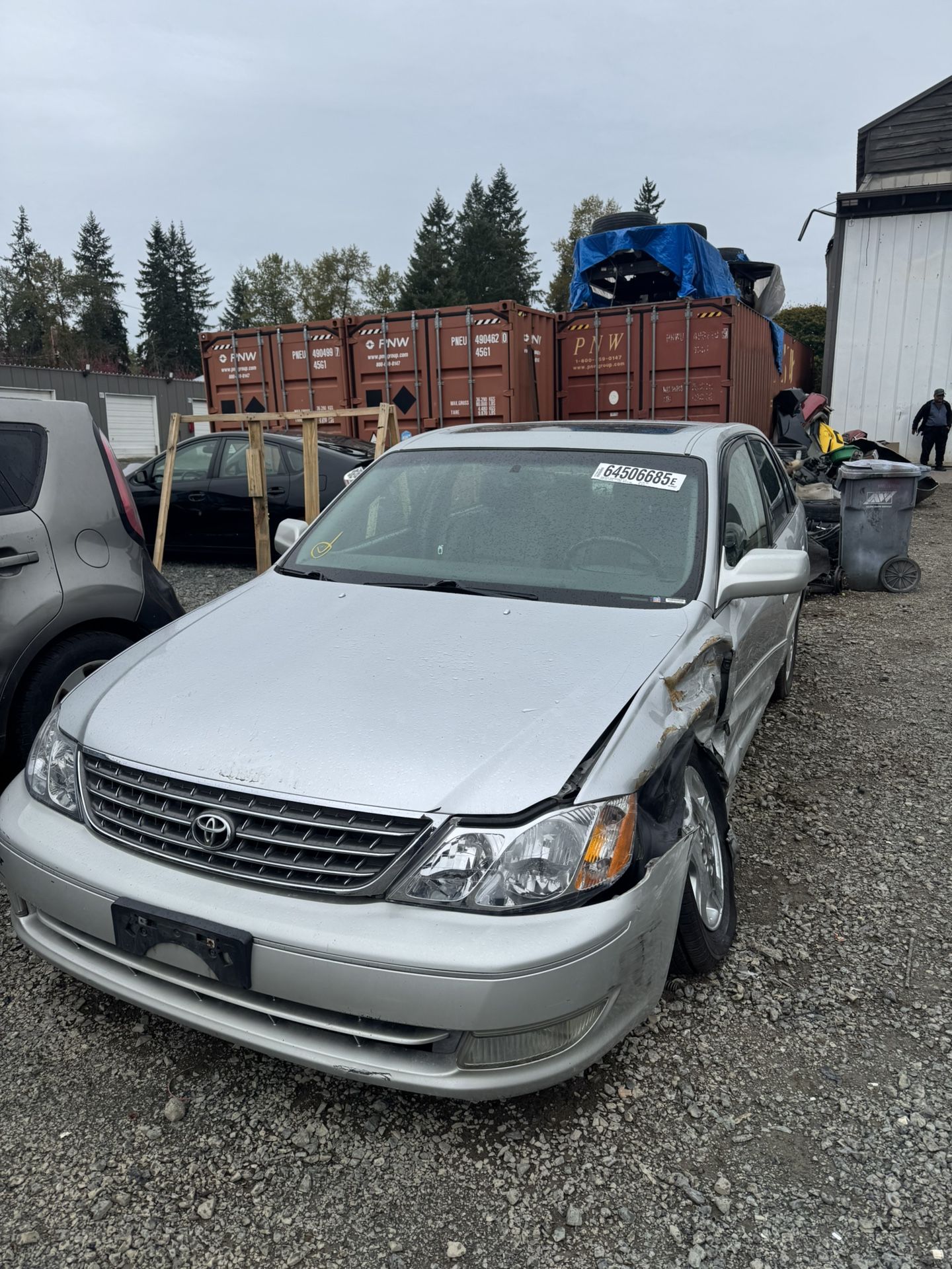 2001 Toyota Avalon parts only
