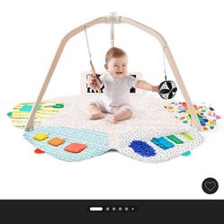 BRAND NEW LOVEVERY PLAY GYM