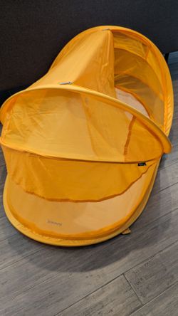 Travel Tent/Bed SPF 50+ by Joovy Gloo