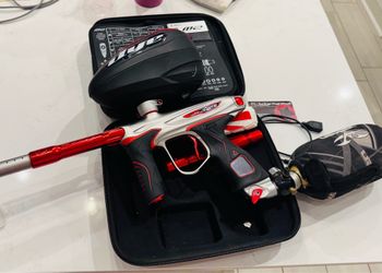 DYE M2