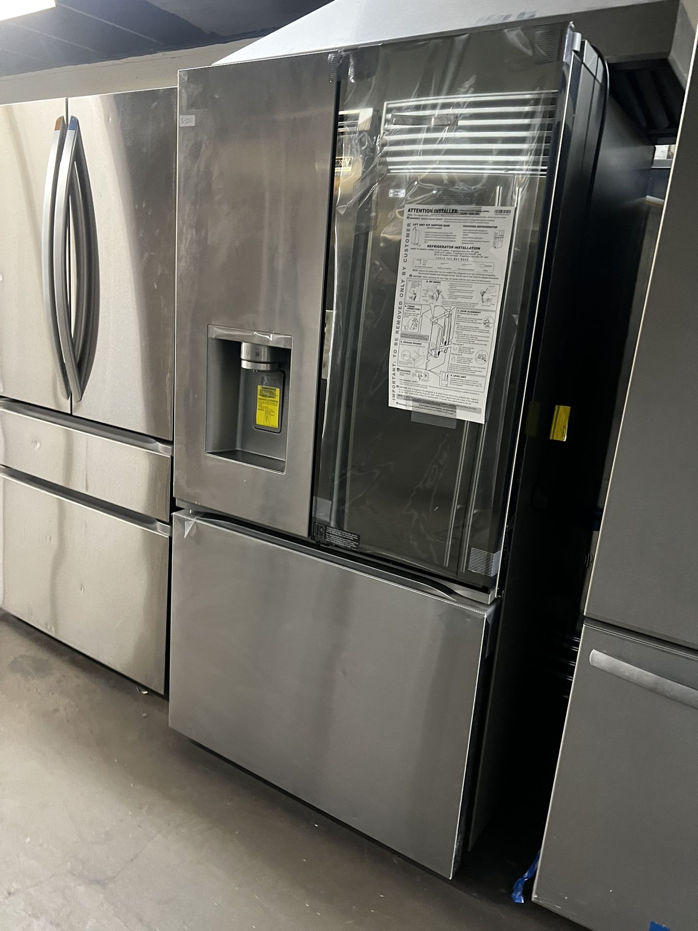 New Open Box Lg Mirrored Insta View Door In Door French Style Refrigerator