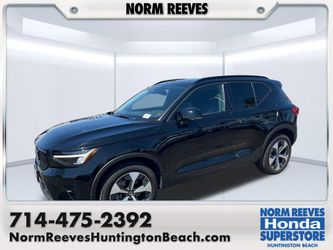 2023 Volvo XC40
