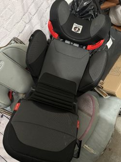 Peg-Perego Car Seats  Like New For 2-5 Yers?