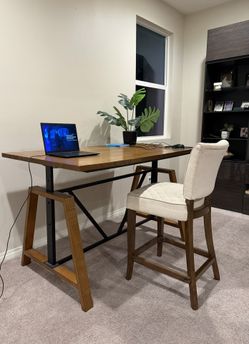 Wood Adjustable Desk