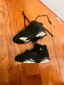 3 Pairs of Jordans LOOK AT DESCRIPTION