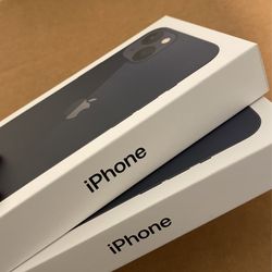 2 iPhone 13 Unlock 800$ Both