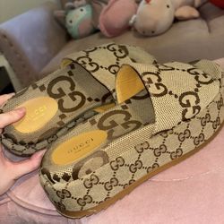 gucci platform slides size 9