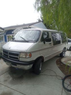 1997 Dodge Ram Van