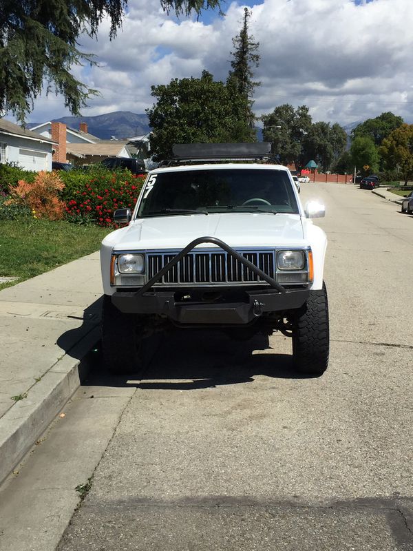 Jeep xj Cherokee prerunner 4.0 highout put 4x4 for Sale in