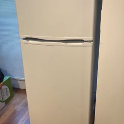Whirlpool Refrigerator 60 High/25wide/26 deepAsking $154 or Best