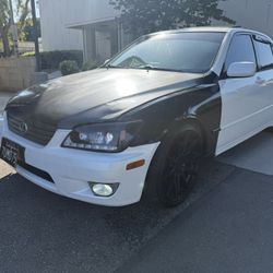 Lexus Is300