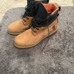 Timberlands Nature Needs Heroes Size 10 “OBO “