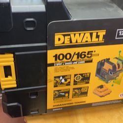 100 ft. Green Self-Leveling 2-Spot & Cross Line Laser with Battery 2Ah, Charger, & TSTAK Case