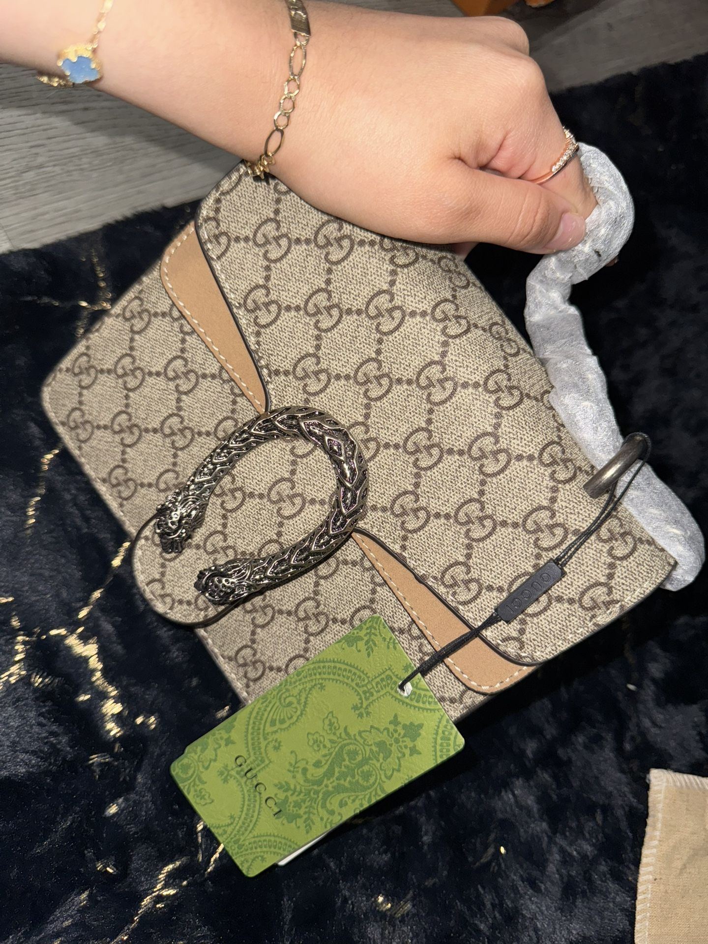 Gucci Dionysus medium shoulder bag