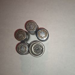 Locking Lug Nuts