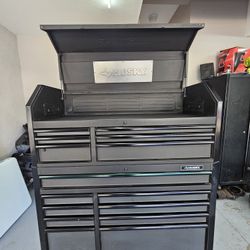 Husky Tool Box 