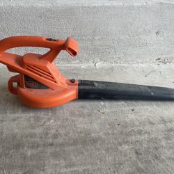 Leaf blower 