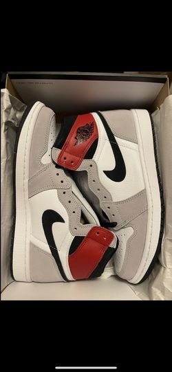 DS JORDAN 1 SMOKE GREY  SIZE 9, 9.5, & 10 