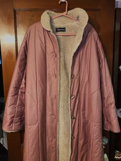 LADIES SMALL FULL LENGHT FALL WINTER COAT by BEBE FURRRINA