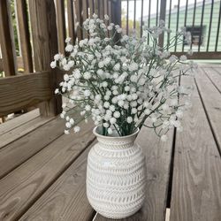 Vase & Artificial Flowers 