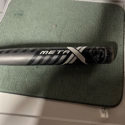 Louisville Composite Bat And Two Softball Bags