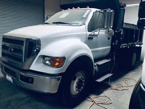 2012 Ford F-750