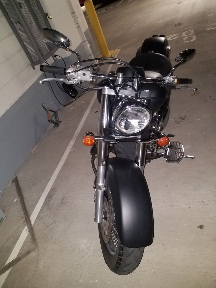Zusuki 800cc 2004