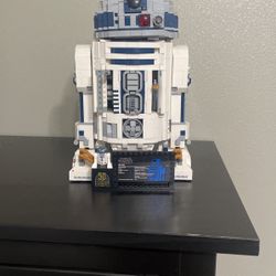 R2D2 Lego Set